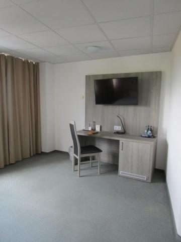 Businesshotel & Appartements Stuttgart-Vaihingen Esterno foto