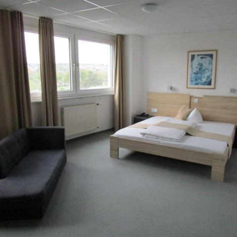 Businesshotel & Appartements Stuttgart-Vaihingen Esterno foto